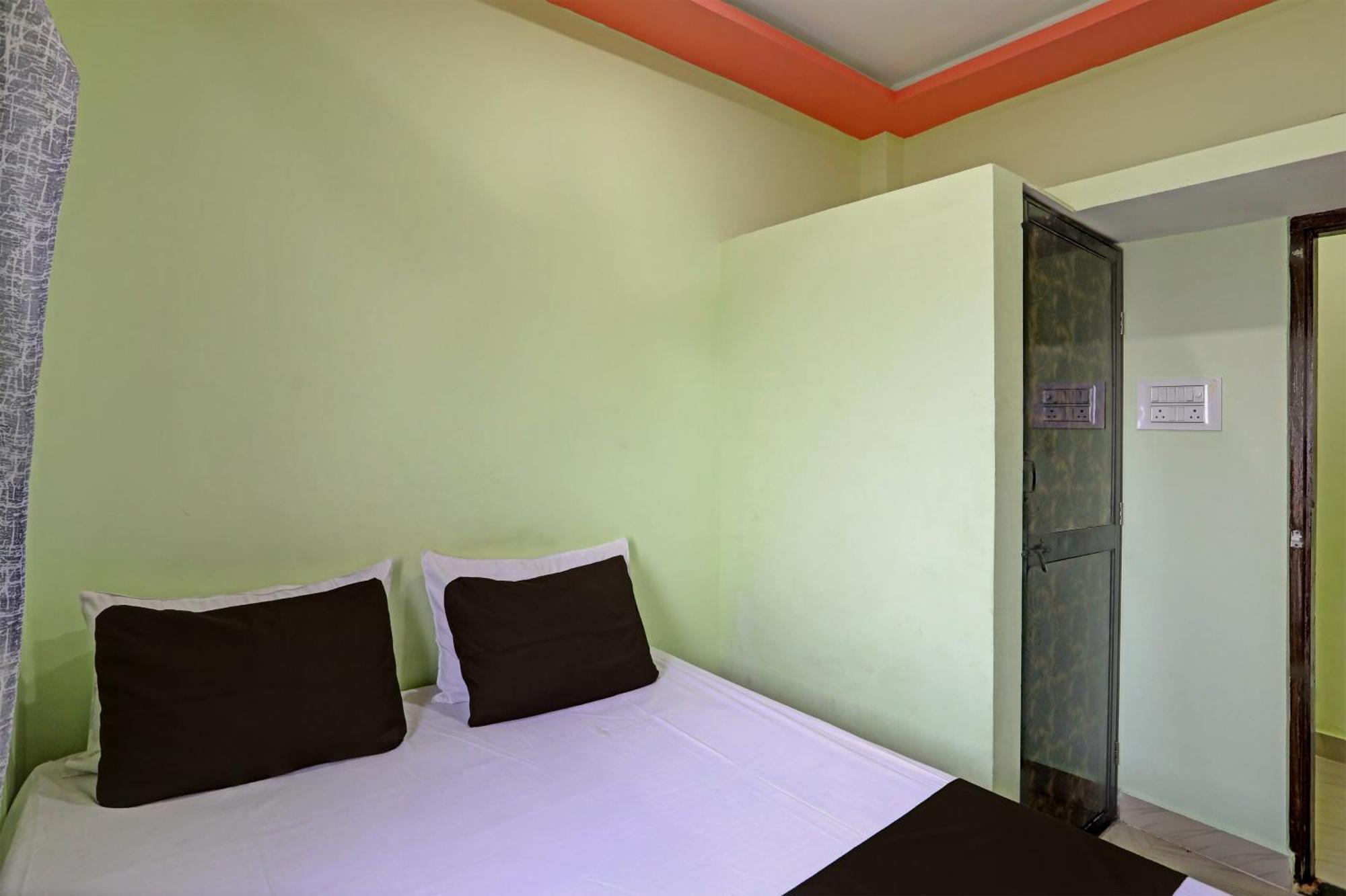 Spot On Hotel Leo Star Chandrapur 外观 照片